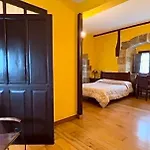 Palacio De Alvarado En Merindades Hotel El Ribero