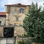 Palacio De Alvarado En Merindades Hotel El Ribero