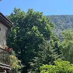 Palacio De Alvarado En Merindades