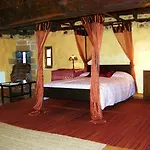 Palacio De Alvarado En Merindades