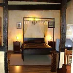 Hotel Palacio De Alvarado En Merindades El Ribero