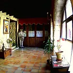 Palacio De Alvarado En Merindades