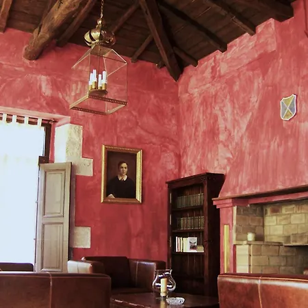 Palacio De Alvarado El Ribero