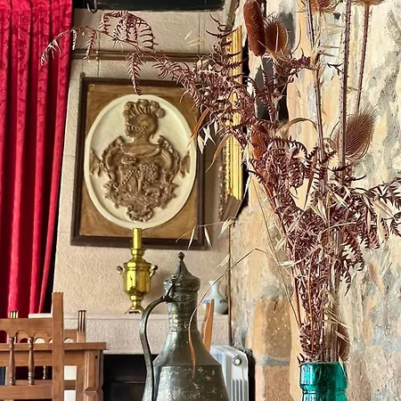 Palacio De Alvarado 3*