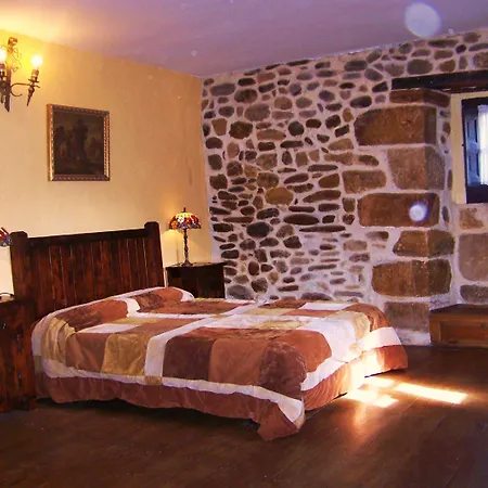 Palacio De Alvarado El Ribero