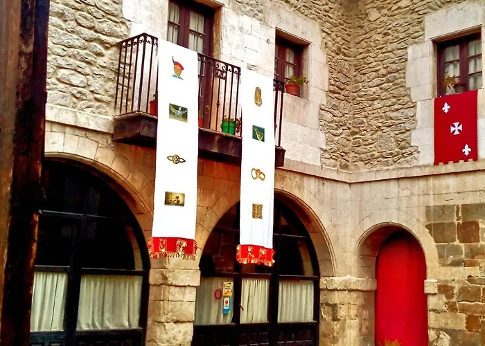 Palacio De Alvarado En Merindades 엘리베로