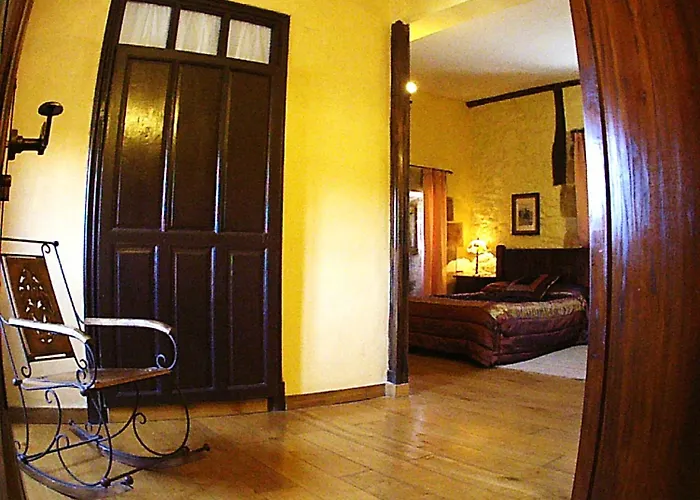 Palacio De Alvarado En Merindades